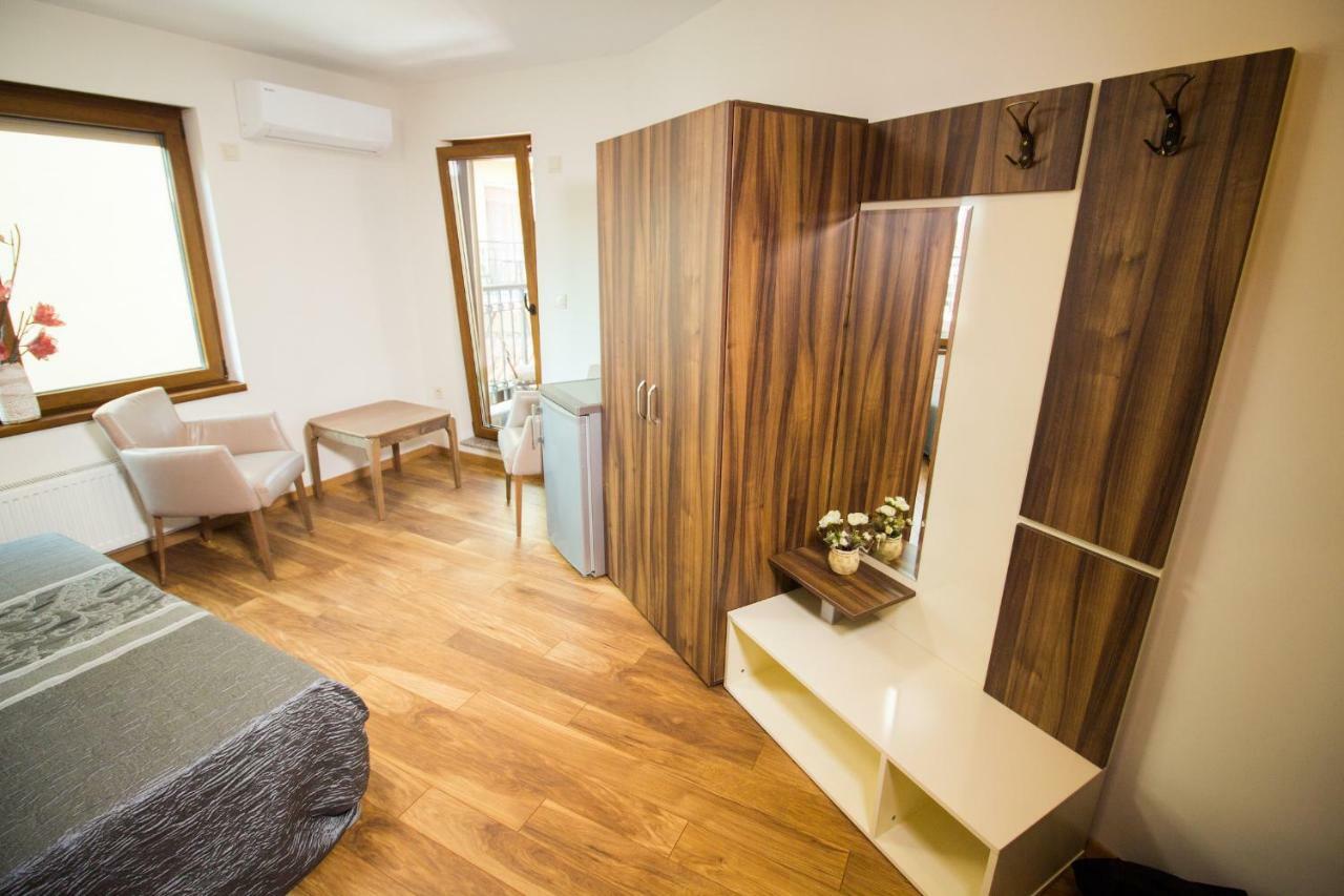 Breeze Guest House チェルノモレツ エクステリア 写真